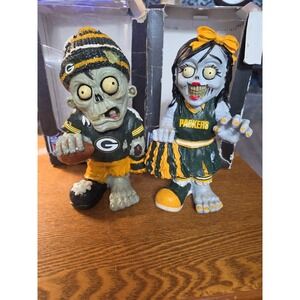2 Greenbay Packers NFL Team Zombie Cheerleader & Player Figurine Collectibles